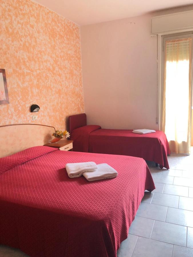 Hotel Serenella Vintage Rimini Zewnętrze zdjęcie