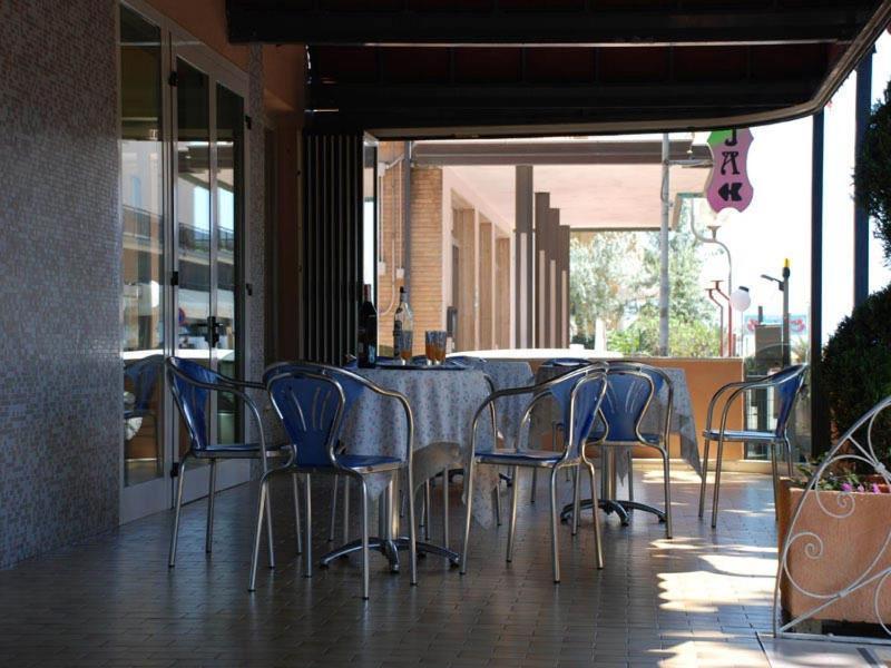 Hotel Serenella Vintage Rimini Zewnętrze zdjęcie