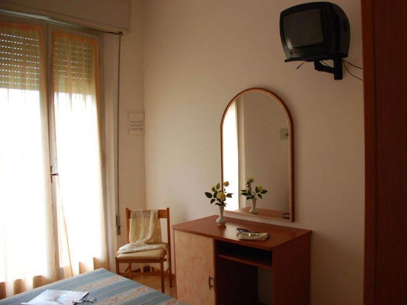 Hotel Serenella Vintage Rimini Zewnętrze zdjęcie